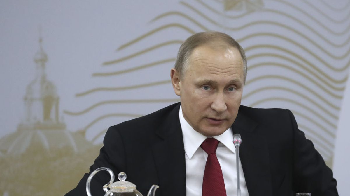 Putin insinúa que 'hackers' estadounidenses podrían haber inculpado a Rusia de injerencia electoral