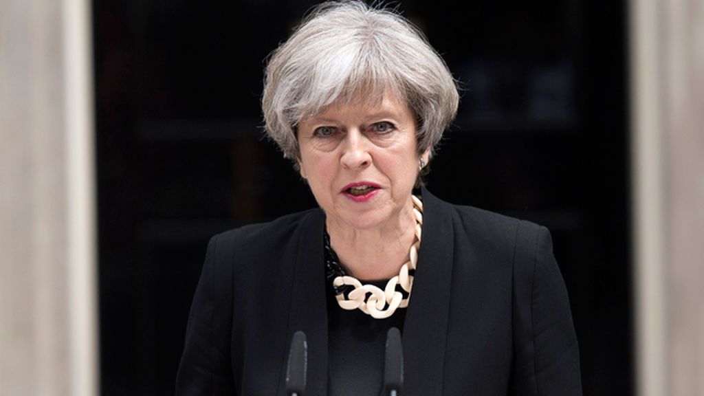 Theresa May defiende un endurecimiento de las penas para combatir el terrorismo