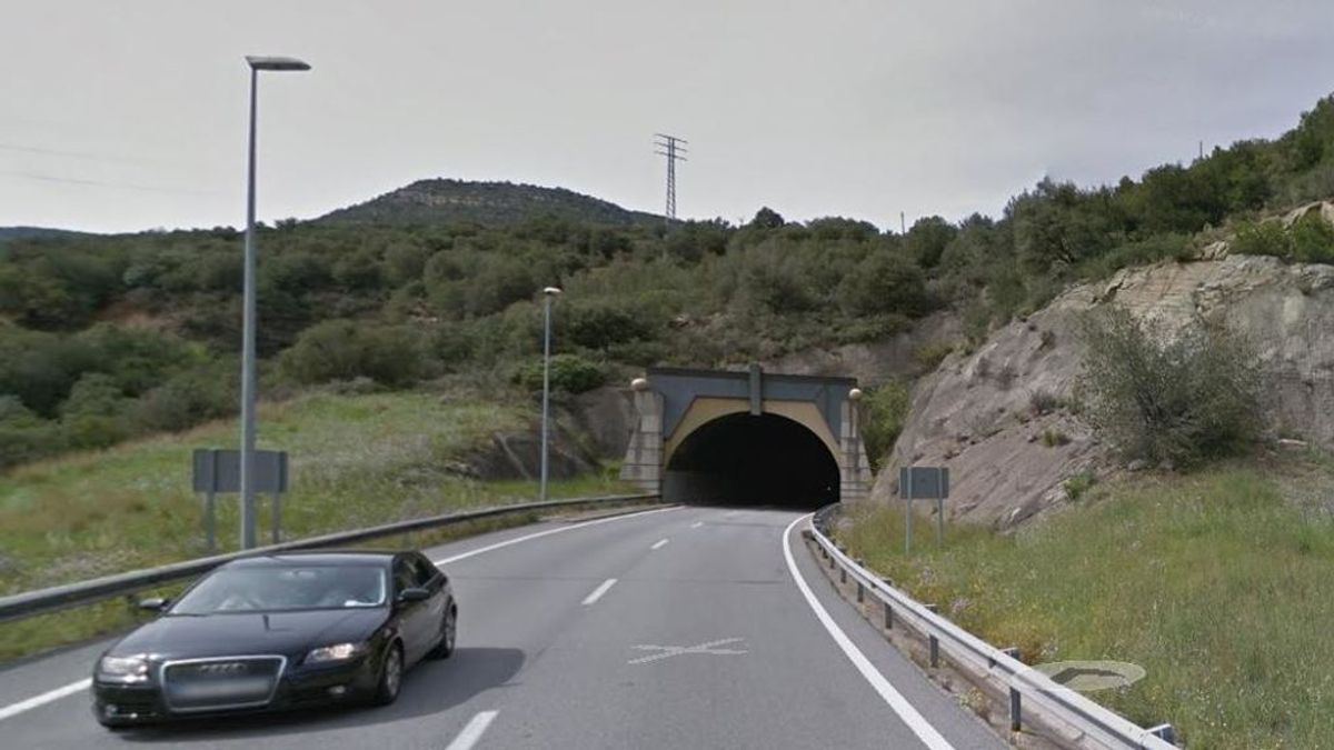 Dos muertos al accidentarse un microbús en la en La Garriga (Barcelona)