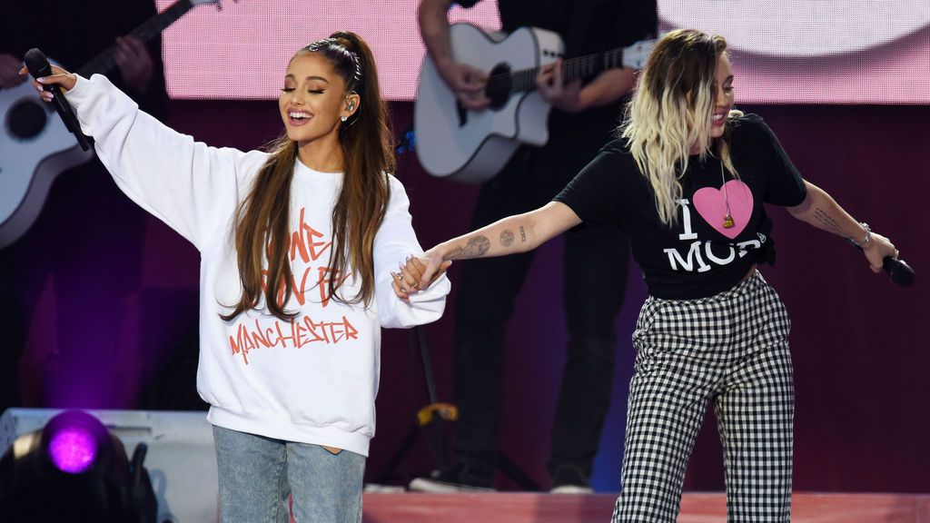 Ariana Grande no pudo evitar emocionarse en el concierto por las víctimas de Manchester