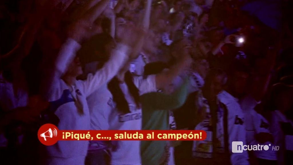 "Piqué, ya tenemos doce": El defensa del Barça, muy presente en la fiesta de los madridistas "Piqué, ya tenemos doce": El defensa del Barça, muy presente en la fiesta de los madridistas