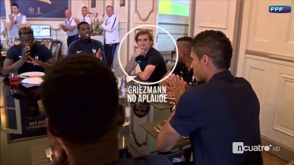 El ‘feo gesto’ de Griezmann a Varane en la selección: todos menos él le felicitan por la Champions