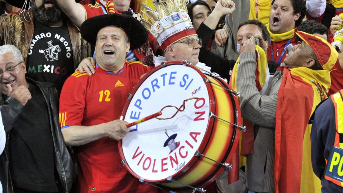 ¡Roban el bombo a Manolo! Indignación entre la afición española