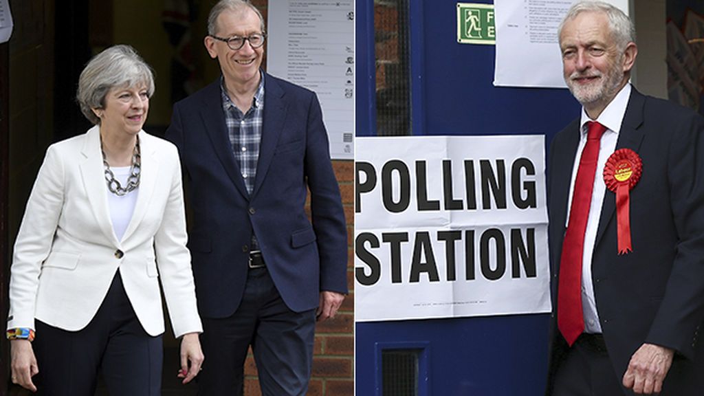 May y Corbyn acuden a votar en sus respectivos colegios electorales