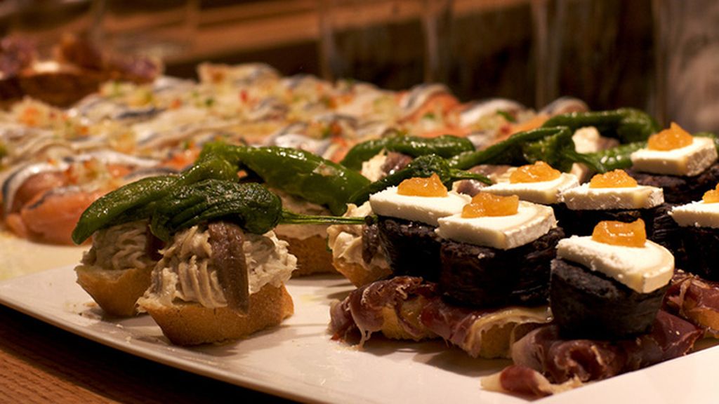 Come a base de pintxos por San Sebastián