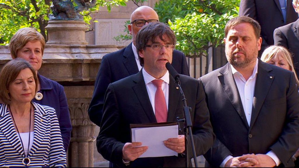 Puigdemont pone fecha y pregunta al referéndum en Cataluña