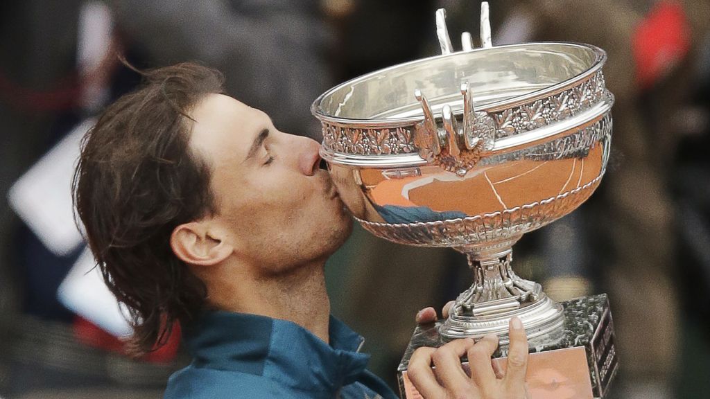 Leyenda Rafa Nadal: las 10 imágenes con los títulos de Roland Garros