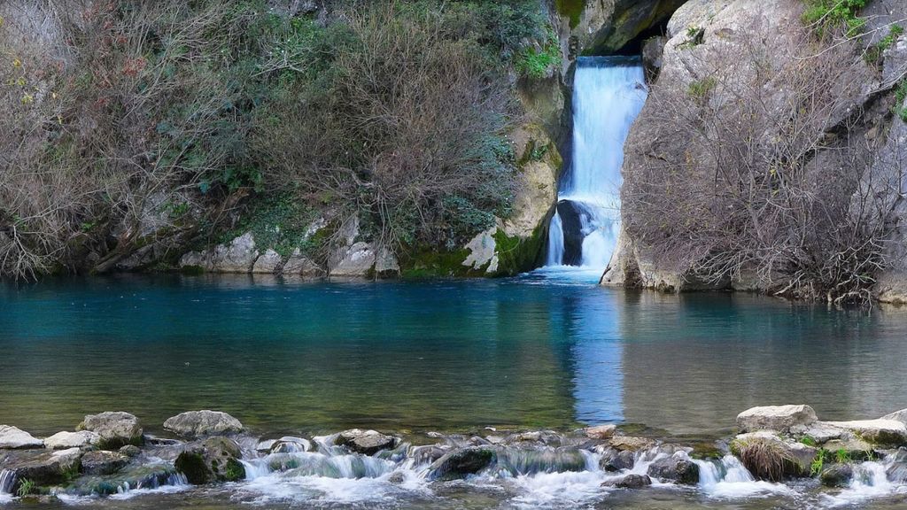 Las 10 piscinas naturales españolas que debes visitar este verano