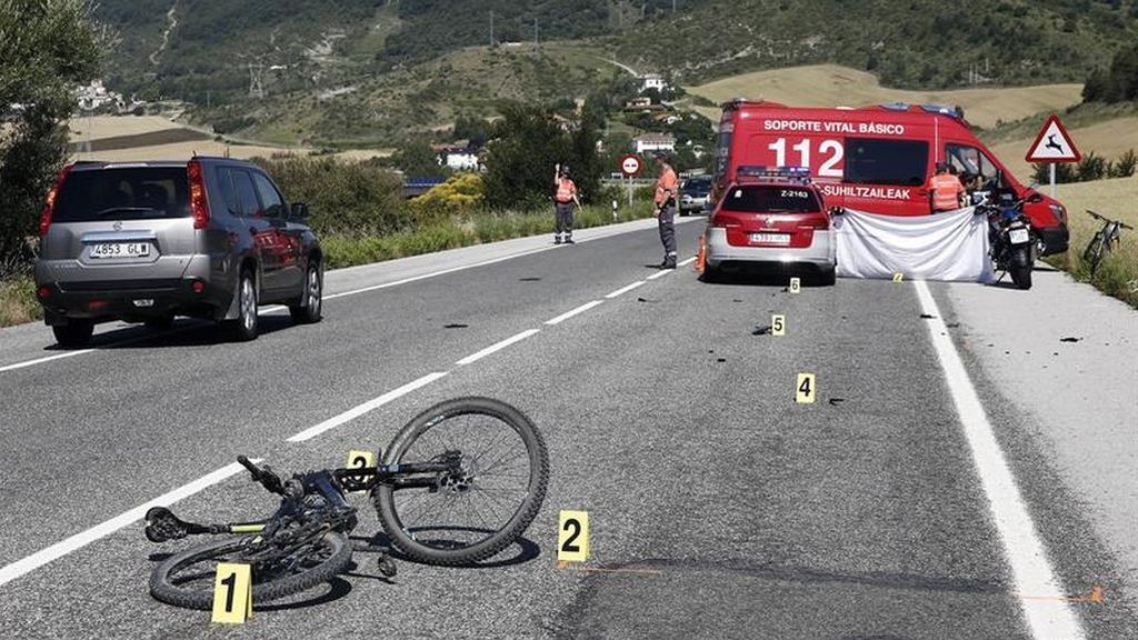 Fallece atropellado un ciclista en la localidad navarra de Erice de Iza