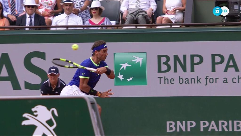 ¿¡El mejor punto de la carrera de Nadal en Roland Garros!? Hasta Wawrinka le aplaude
