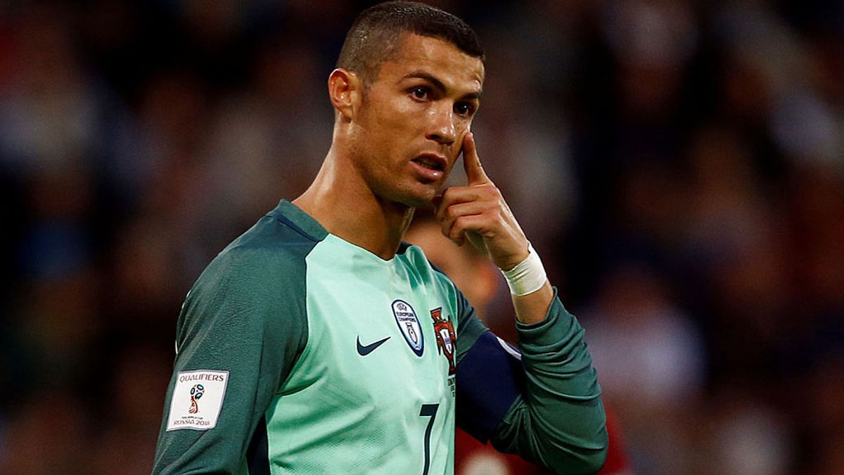 Cristiano Ronaldo, padre de gemelos, según la prensa portuguesa