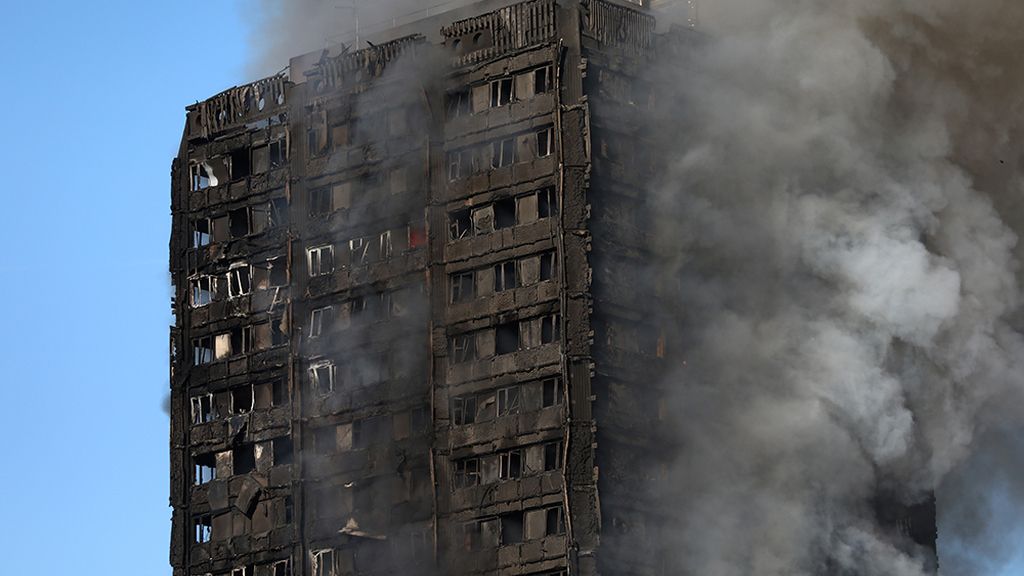 Infierno en un bloque de viviendas en Londres