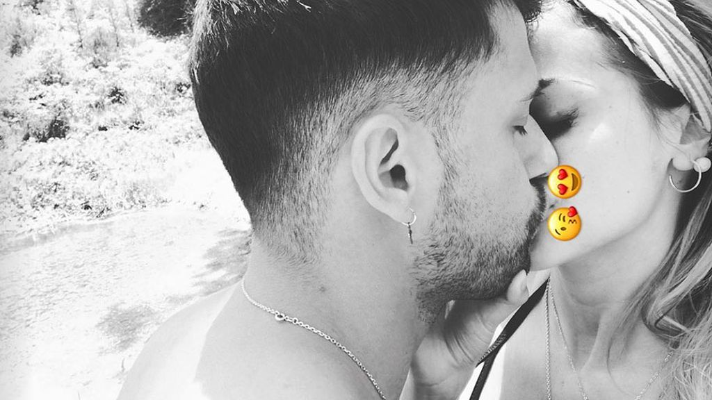 A Albert le han dejado de temblar las piernas con Marta: ¡Viva el amor!
