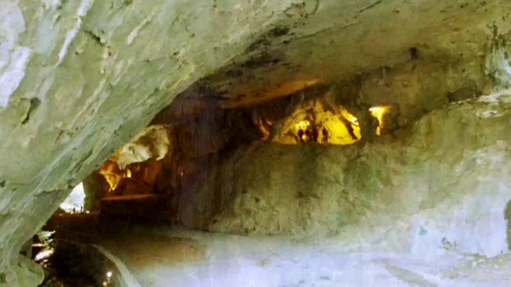 Las brujas de Zugarramurdi: ¿Desenfreno sexual en comuna en una cueva?