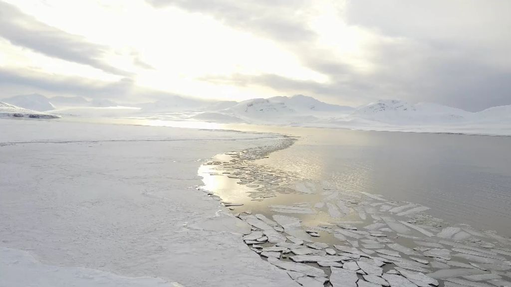 El calentamiento global preocupa a Calleja y Milá: "El volumen de hielo que tenemos es un 25% del que había hace 30 años"
