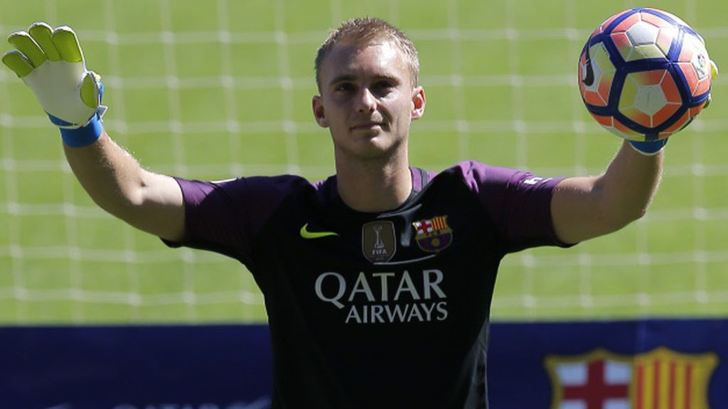 La 'pillería' de Cillessen para evitar problemas por fotografiarse con un aficionado madridista