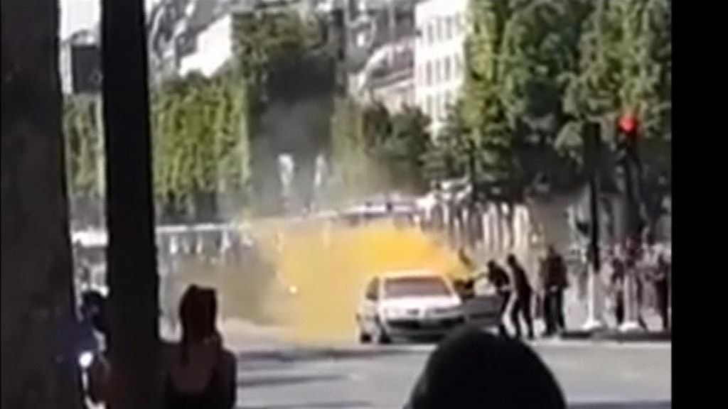 El atacante de París tenía licencia de armas pese a estar vigilado