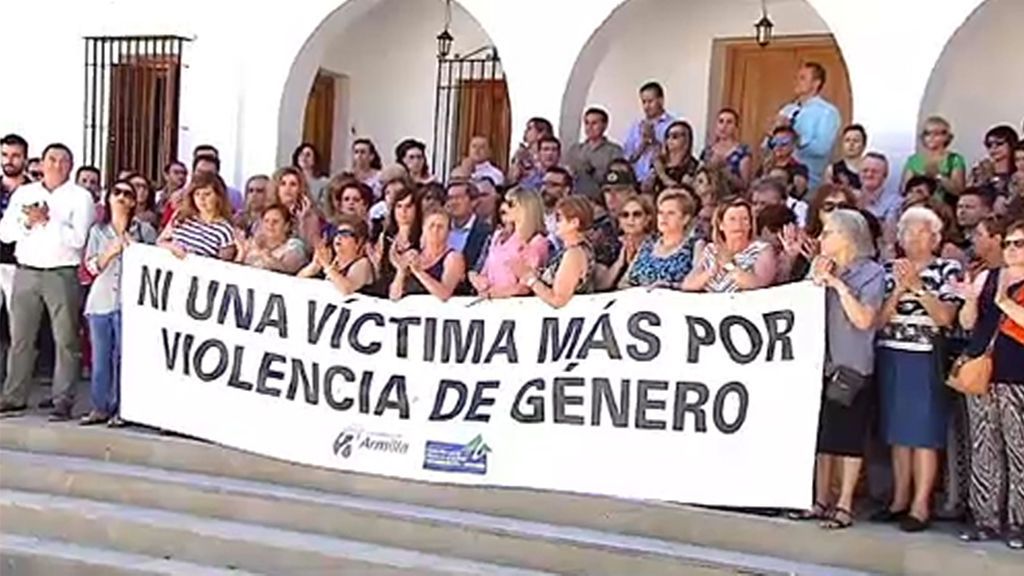 Una mujer denuncia malos tratos cada tres minutos en España