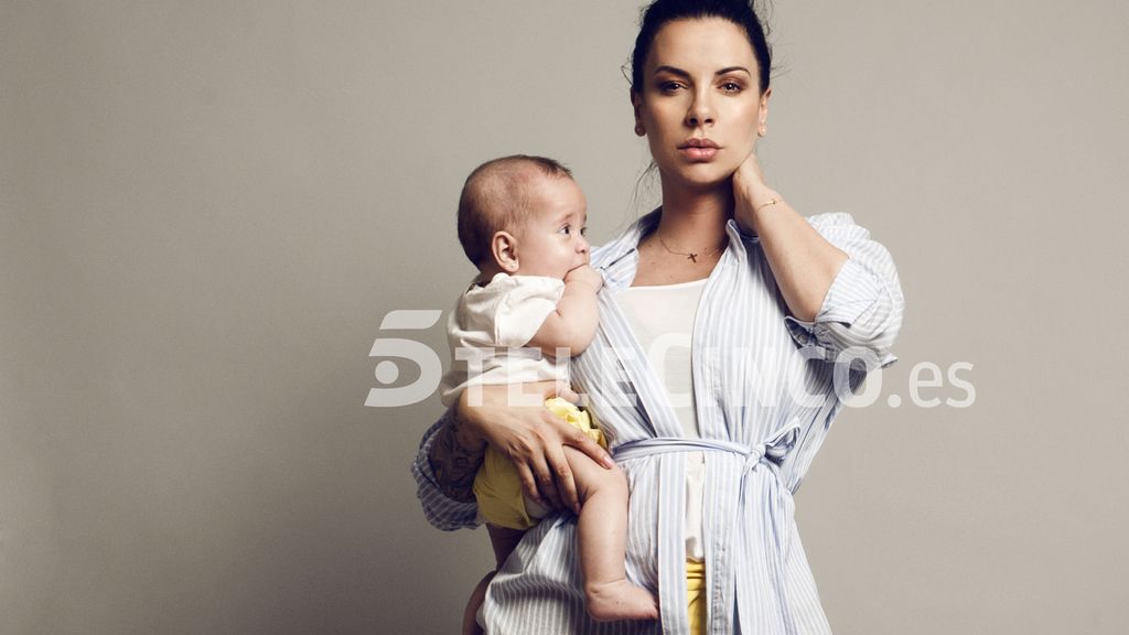 Laura Campos posa por primera vez tras ser madre: la sesión de fotos