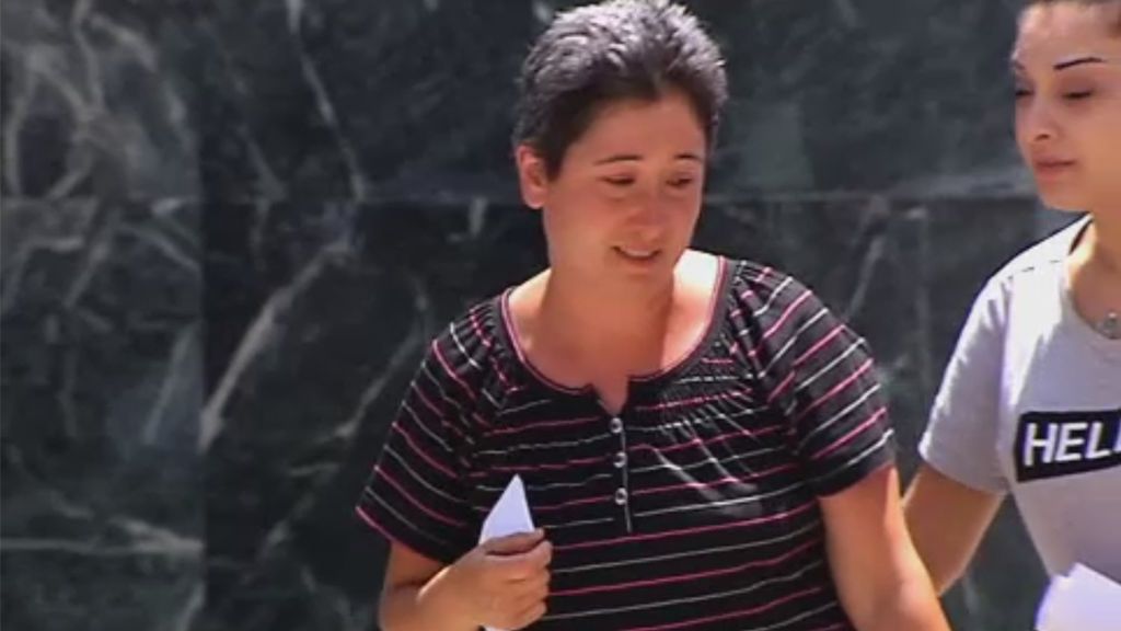 En libertad con cargos la madre que dejó a su hija encerrada en un coche en Almería