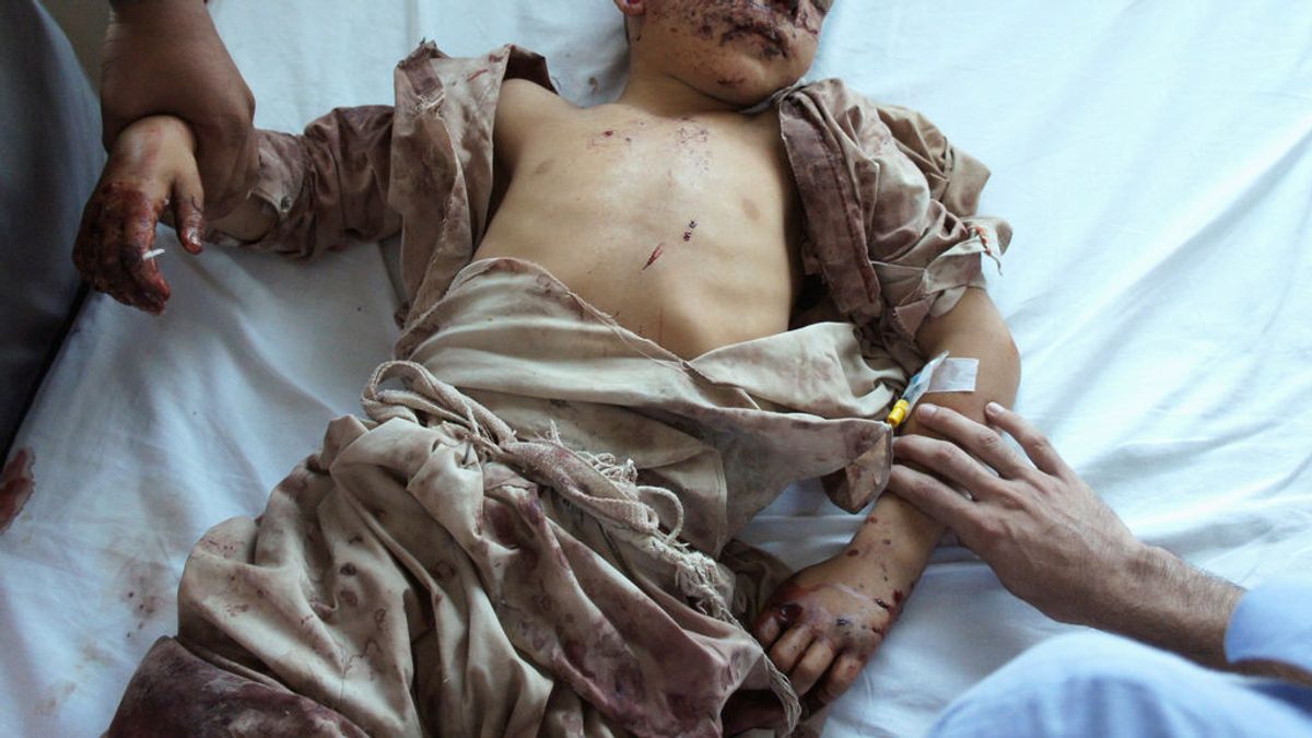 Mueren seis niños tras explotar una bomba con aspecto de juguete en Pakistán