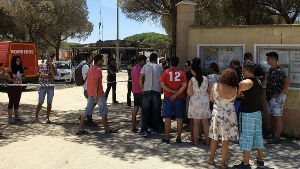 Los desalojados por el incendio en Huelva, comienzan a regresar