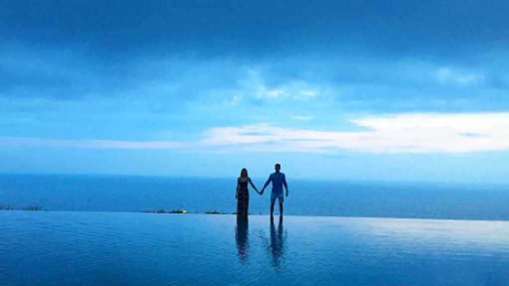 'Blue Honey Moon': la luna de miel de Bartra y Melissa en Bali. Te enseñamos el sitio donde están 'Blue Honey Moon': la luna de miel de Bartra y Melissa en Bali. Te enseñamos el sitio donde están