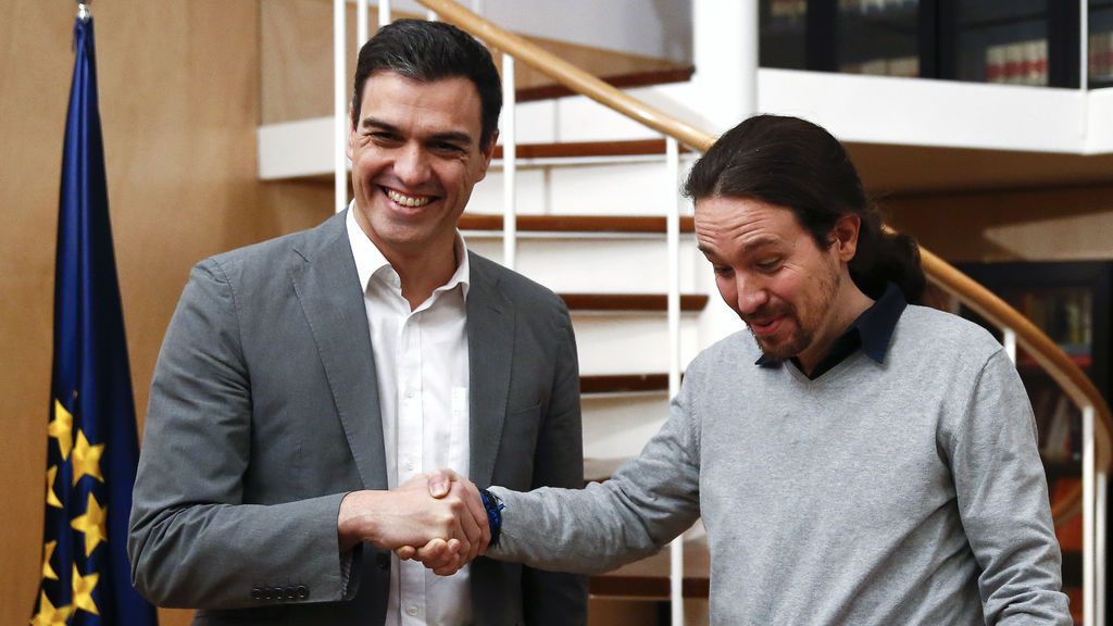 Sánchez e Iglesias retoman el diálogo en plena lucha por el liderazgo de la izquierda