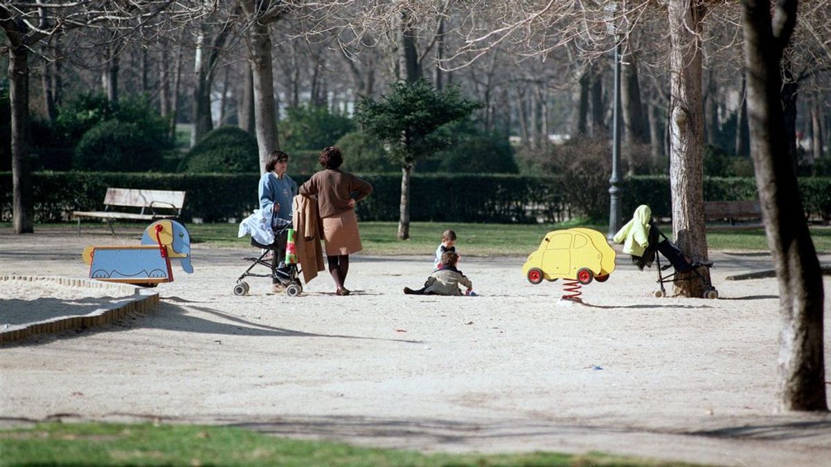 Detenidos tres jóvenes por practicar sexo en un parque a plena luz del día en Madrid