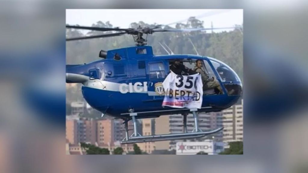 Policías rebeldes roban un helicóptero en Venezuela y disparan contra el Tribunal Supremo