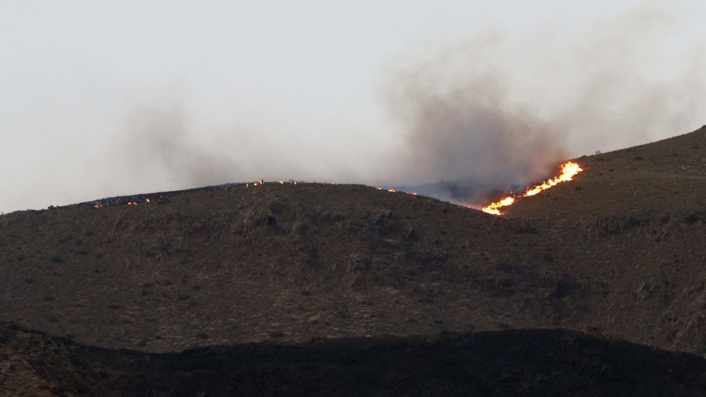 Dos nuevos incendios afectan a parques naturales en Almería y Cádiz