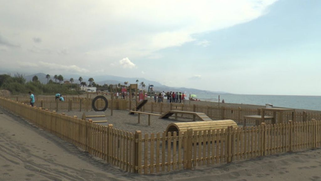 Torre de Mar, en Málaga, con zona de juegos para tu pequeño peludo