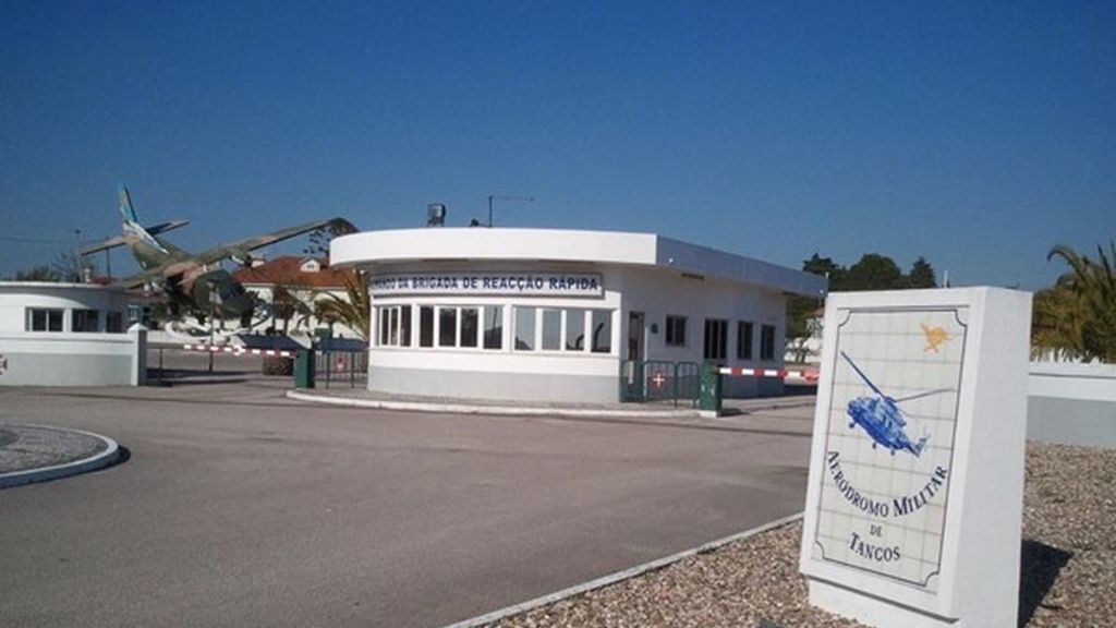 Roban grandes cantidades de armas y munición en un almacén militar en Portugal