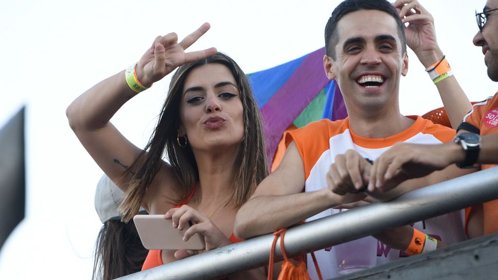 Además, no perdió detalle y lo grabó todo en vídeo mientras recorría las calles de Madrid