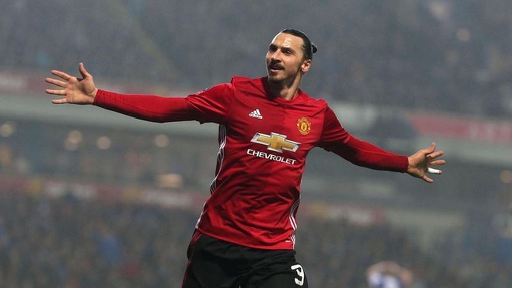 Ibrahimovic se despide del Manchester United como si fuera el César