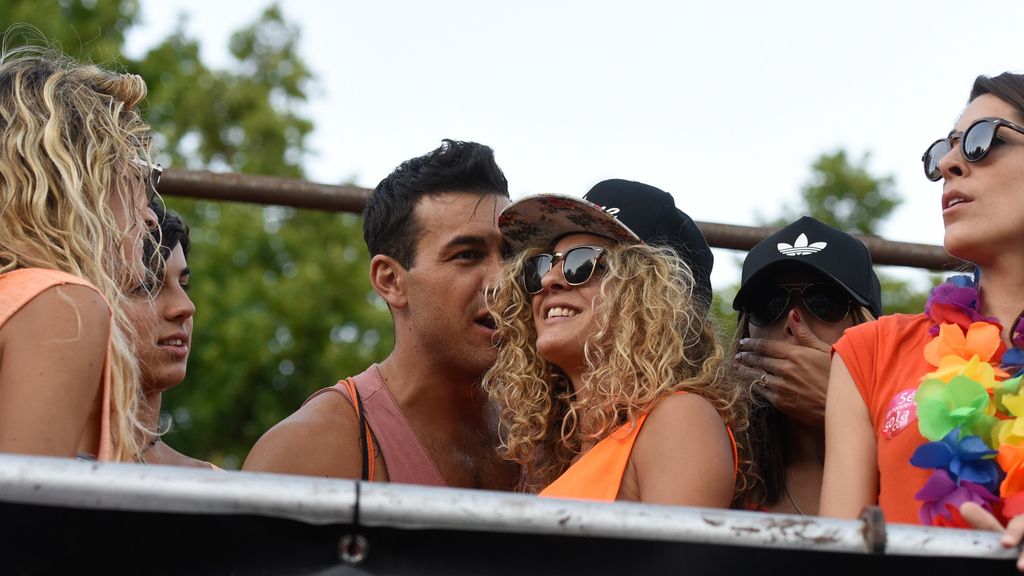 La familia Casas decidió acudir al Orgullo para divertirse y pasar un buen rato en compañía de sus amigos