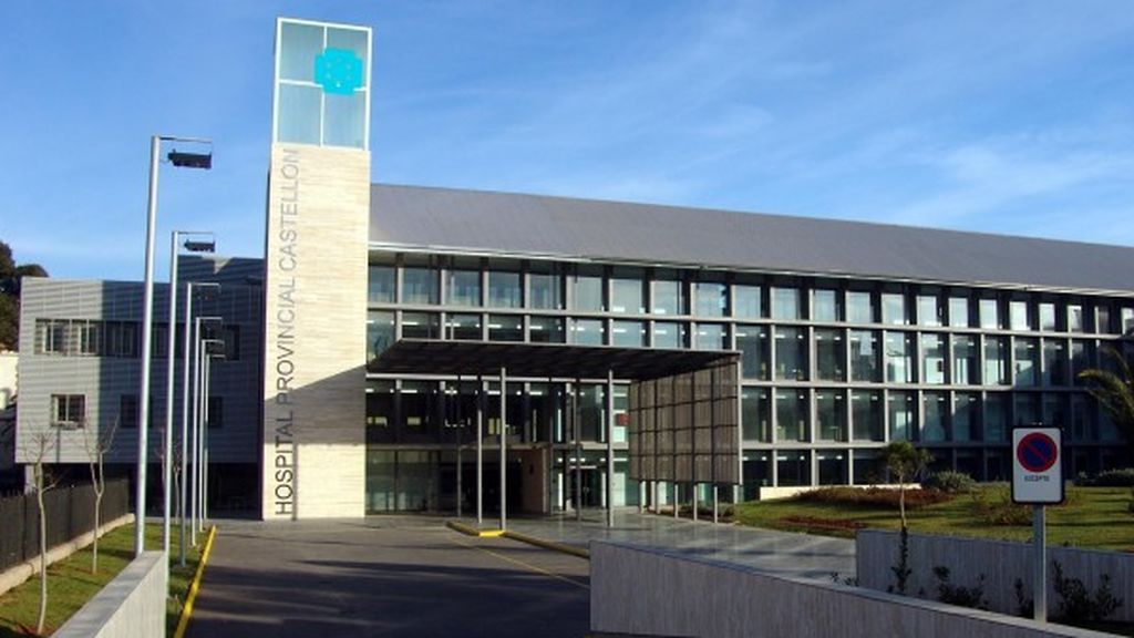 Fallece una anciana tras quedar atrapada por una puerta del Hospital Provincial de Castellón
