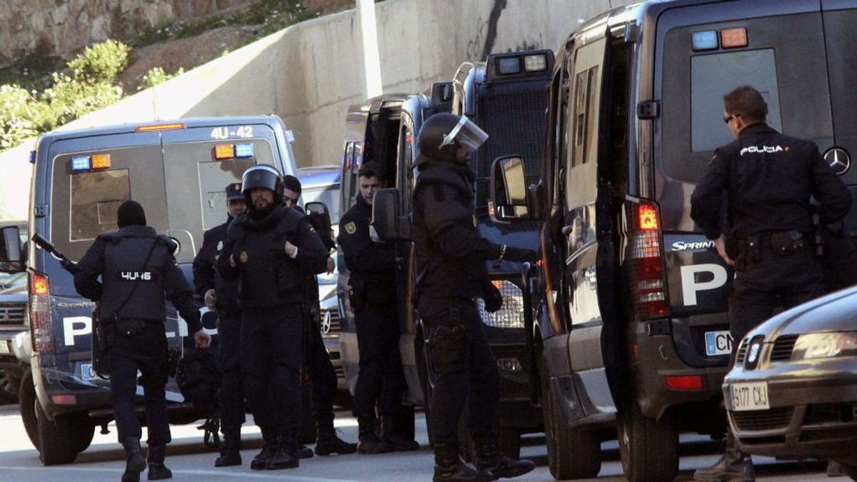 El yihadista detenido en Málaga iba a comprar armas y chalecos antibalas y es “experto” en explosivos