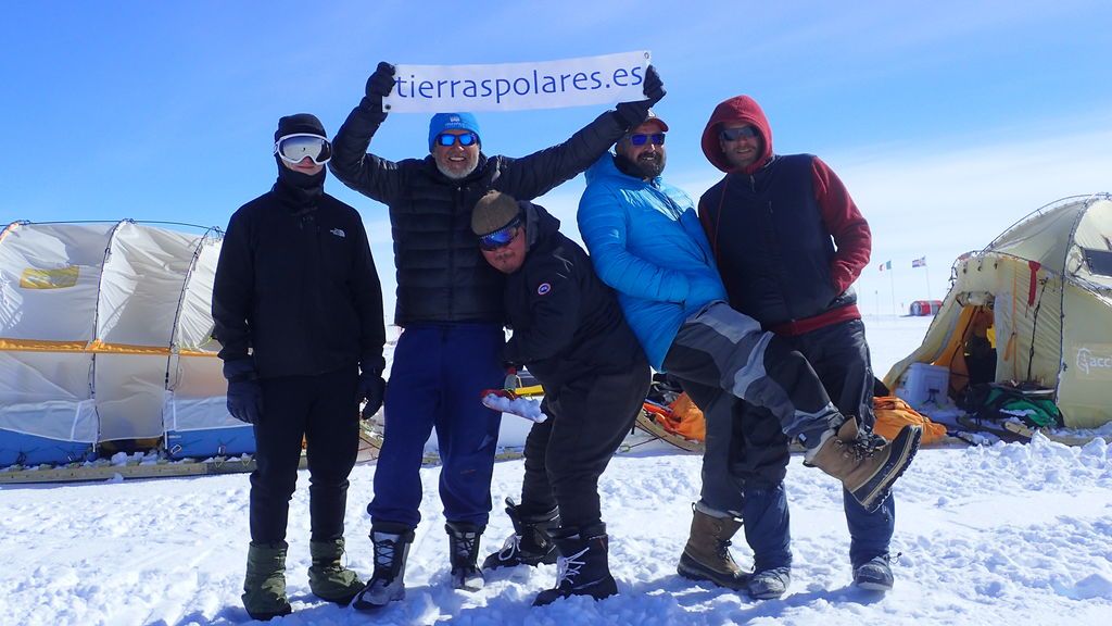 ¡Hemos llegado! Tras 1.200 kilómetros y casi dos meses, pisamos 'hielo firme' y la emoción es máxima