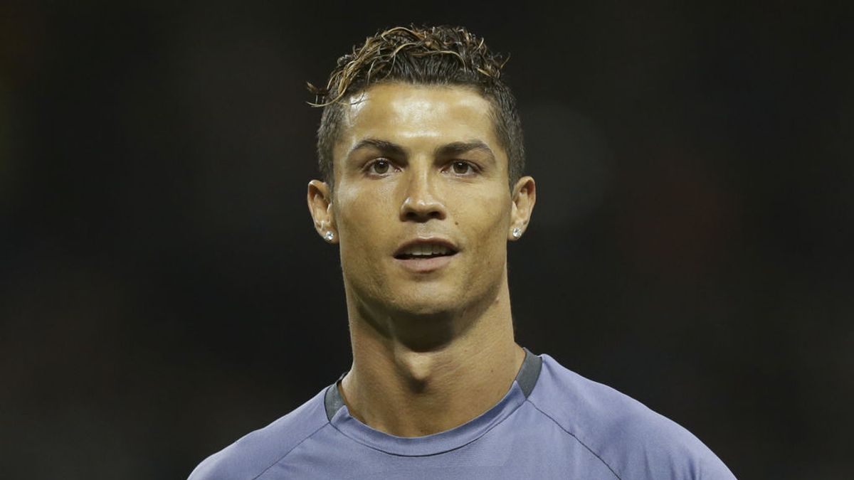 Cristiano Ronaldo presume de hijos en una tierna estampa familiar