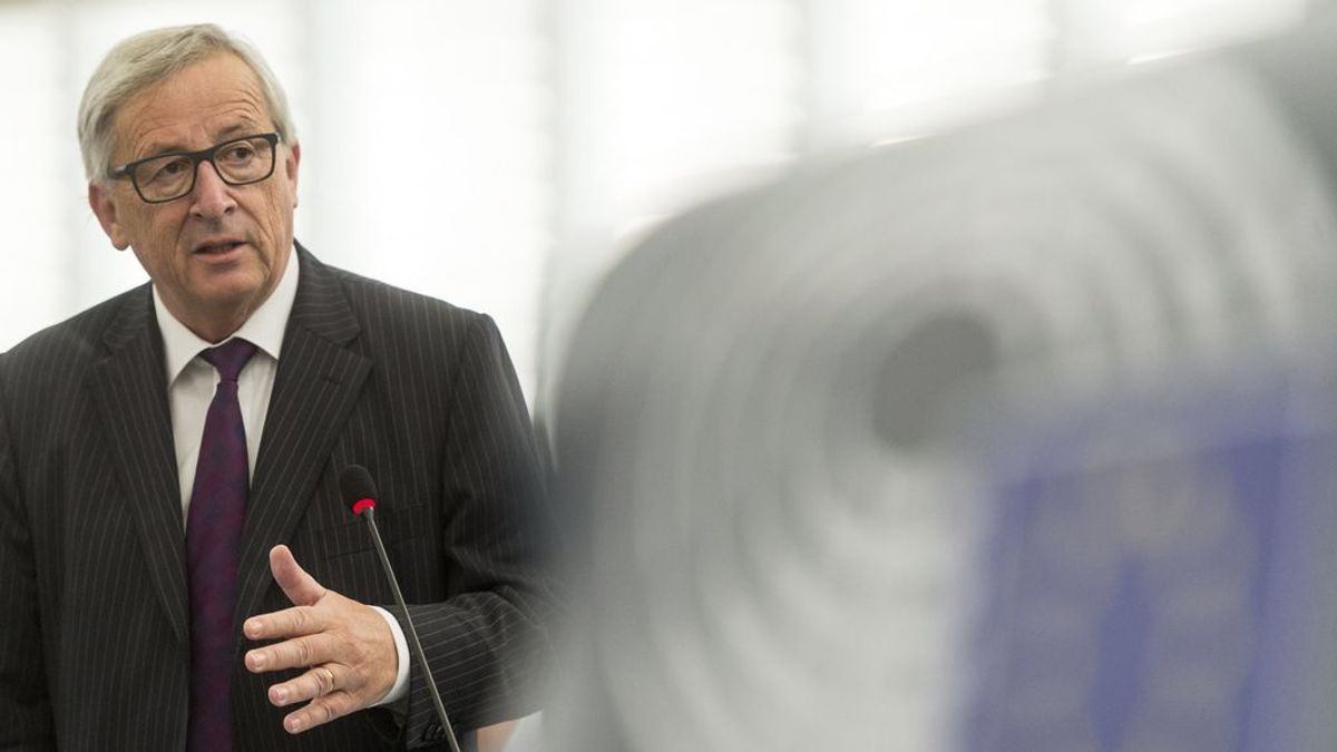 Juncker, molesto ante un pleno casi vacío: "El Parlamento europeo es muy ridículo"