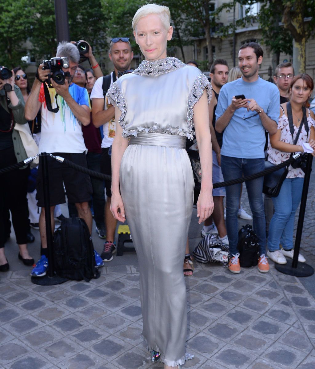 Kate Moss, Kirsten Dunst, Karlie Kloss... En la fiesta de Vogue París triunfa el 'noir'