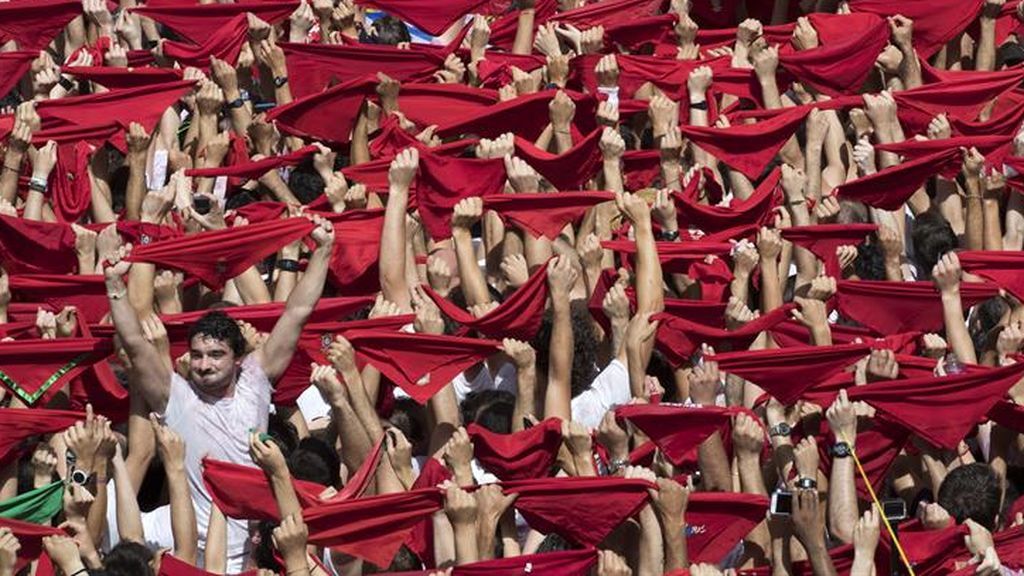 Chupinazo de inicio de la fiesta de San Fermín