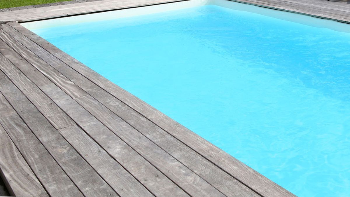 Muere un niño de dos años en Córdonba tras caer a una piscina donde estaba con su familia