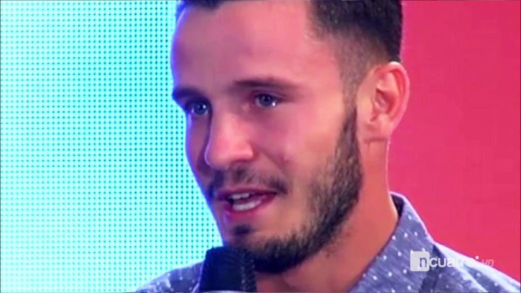 Las lágrimas de Saúl al dar las gracias a Simeone en su acto de renovación con el Atlético