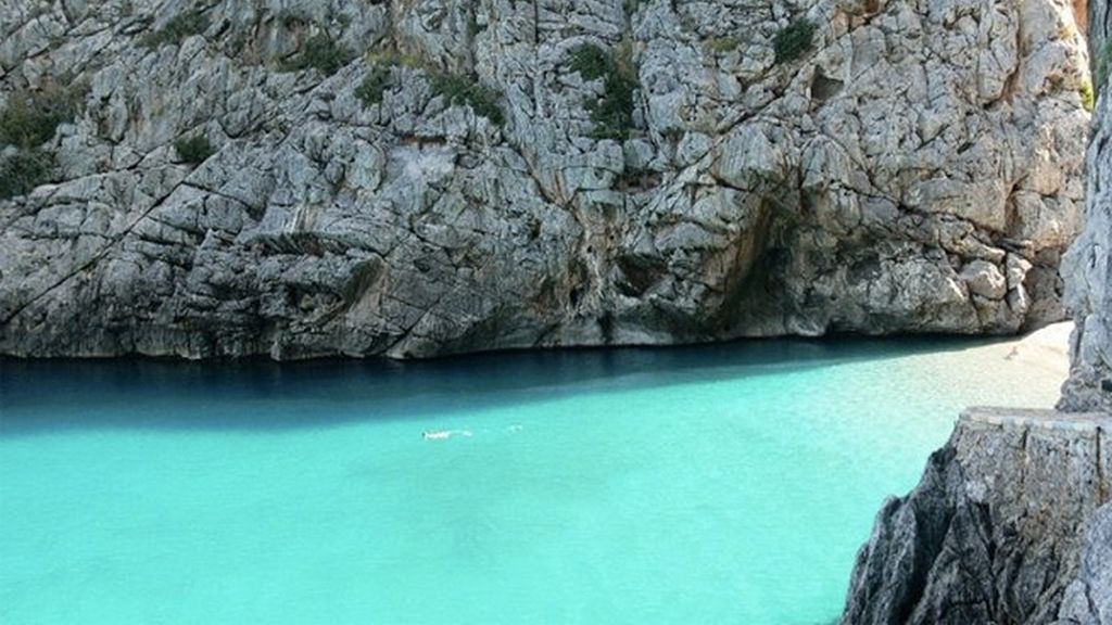 Playa de Sa Calobra,  en Mallorca