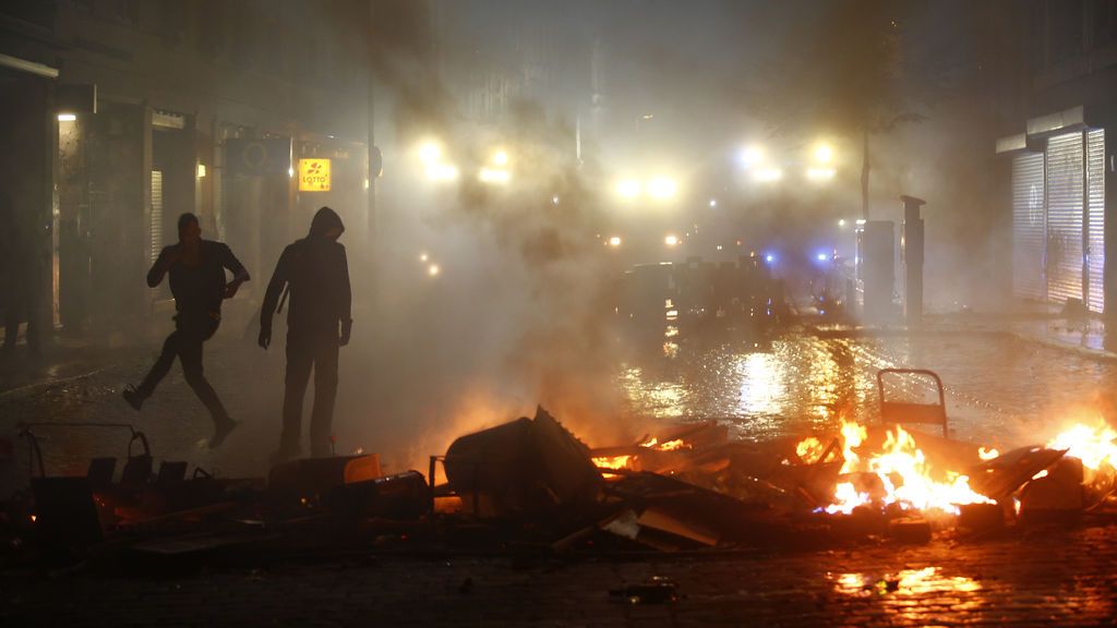 Arden las calles de Hamburgo contra el G20