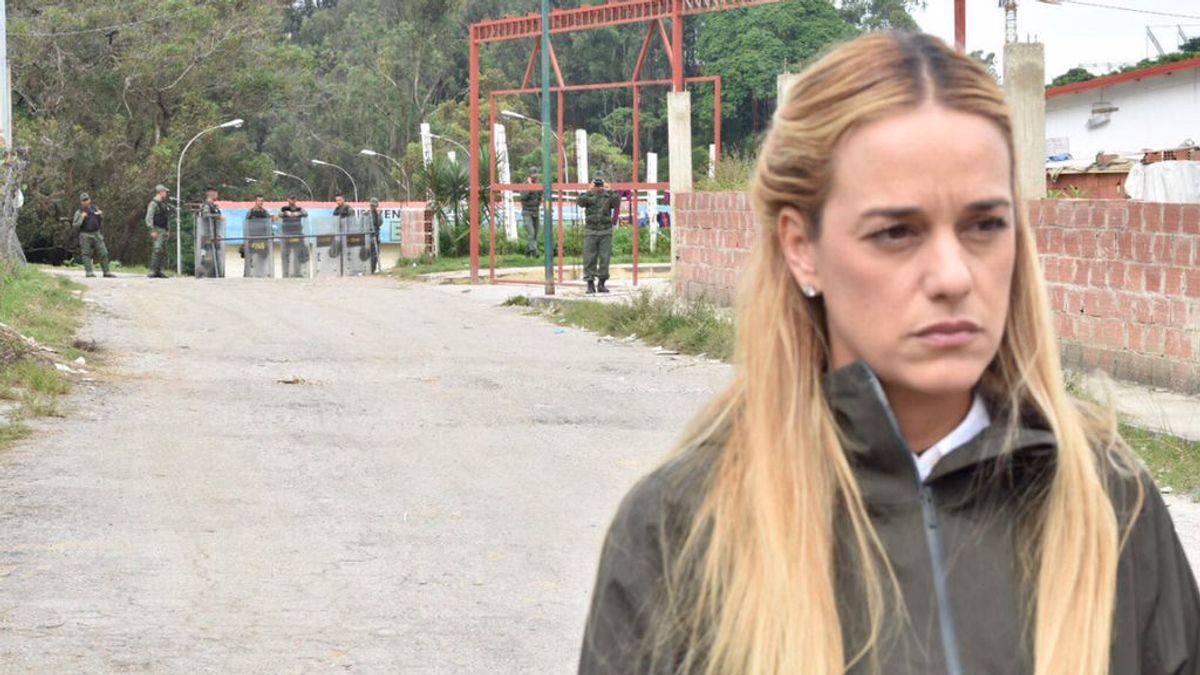La esposa de Leopoldo López le visita tras 32 días de acceso restringido