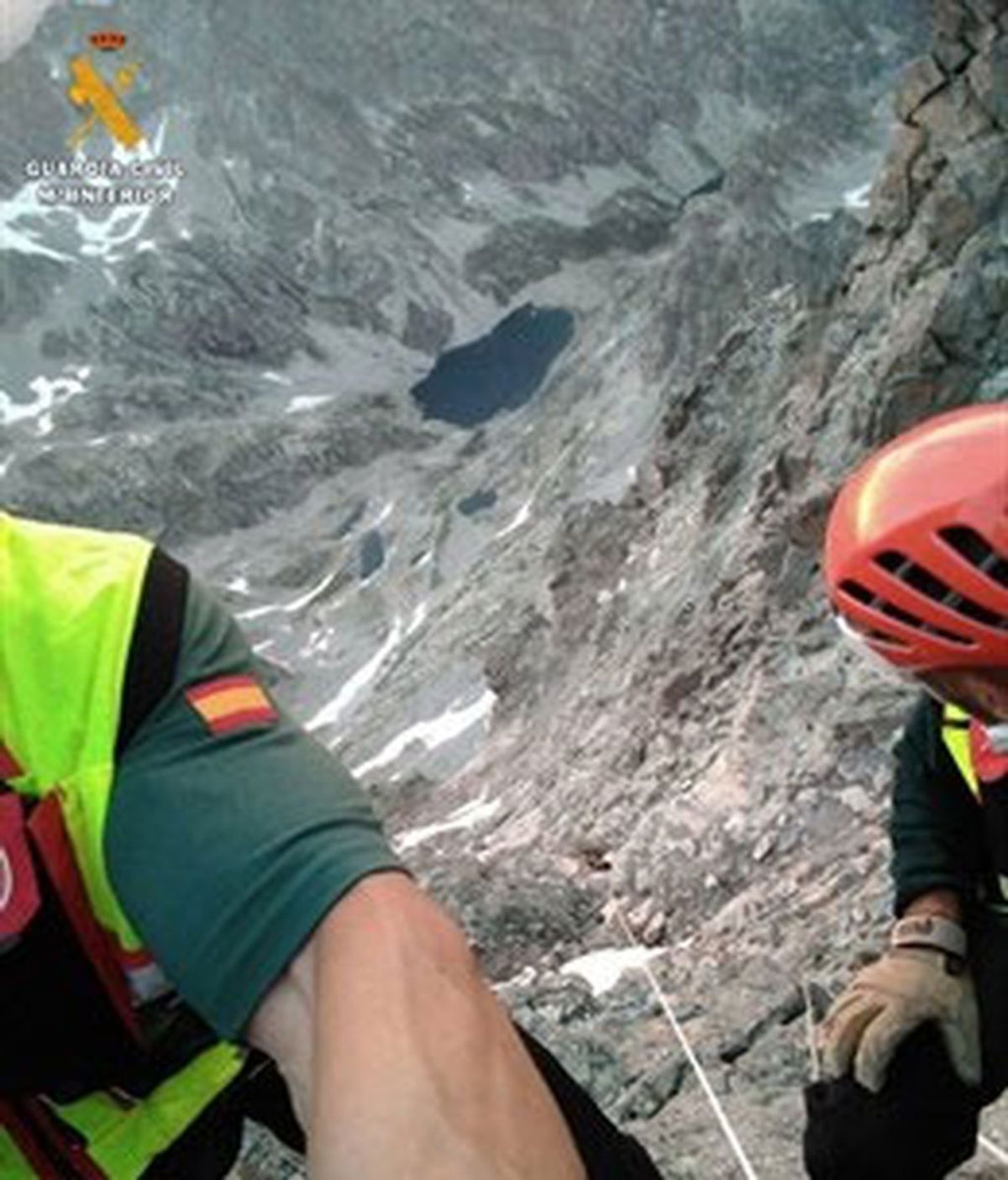 Herida grave una montañera al caer de una altura de 120 metros en  Huesca