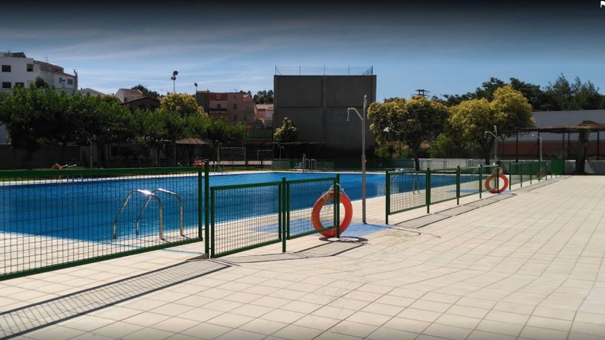 Muere un niño tras ser rescatado en una piscina de Híjar (Teruel)
